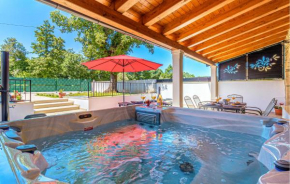 3 Bedroom Stunning Home In Brscici
